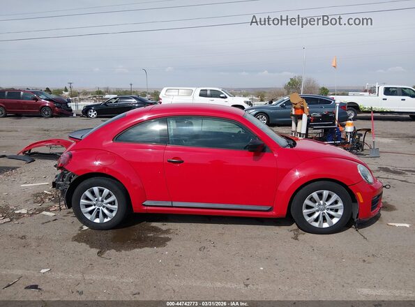 3VWFD7AT3JM704785 2018 VOLKSWAGEN BEETLE Красный Панорамный вид салона 360°
