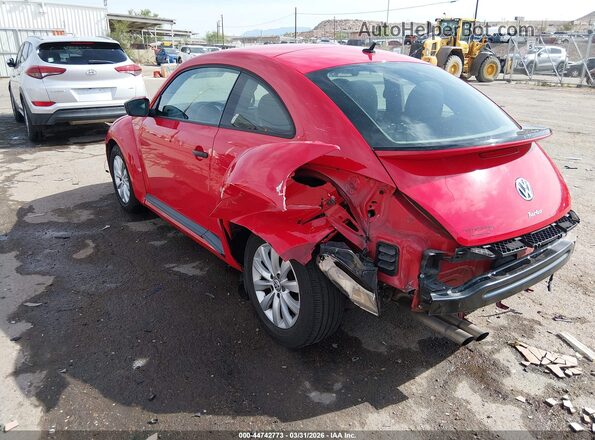 3VWFD7AT3JM704785 2018 VOLKSWAGEN BEETLE Красный Вид спереди
