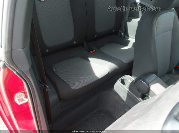 3VWFD7AT3JM704785 2018 VOLKSWAGEN BEETLE Красный Вид наклейки с VIN-кодом