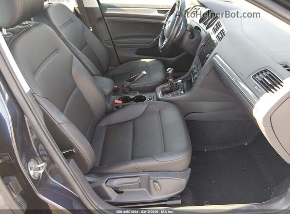 3VWM17AU8JM766546 2018 VOLKSWAGEN GOLF Black Widok wnętrza z przodu