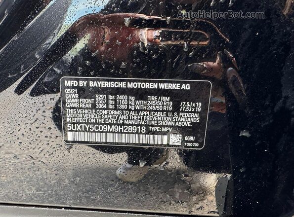 5UXTY5C09M9H28918 2021 BMW X3 Черный Вид задней части салона