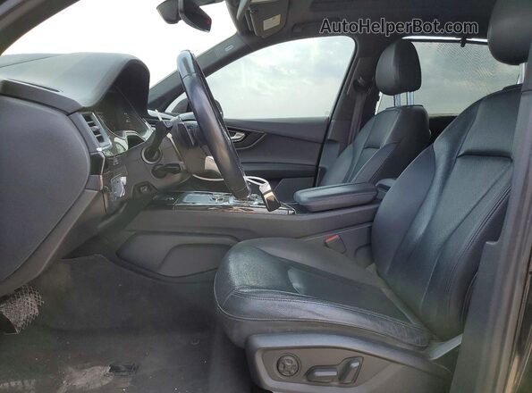 WA1VAAF70KD007467 2019 AUDI Q7 Black Widok deski rozdzielczej