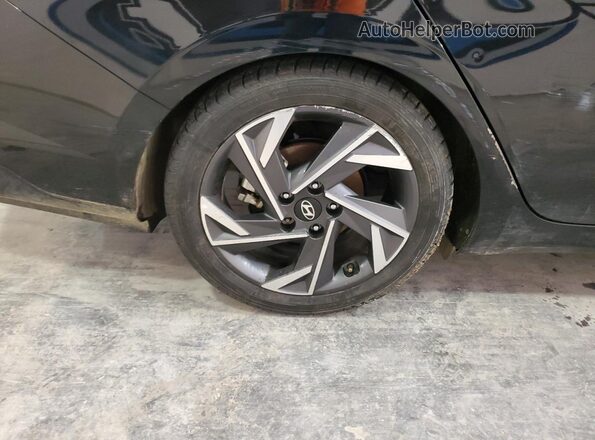 KMHLP4DG2RU684039 2024 HYUNDAI ELANTRA Черный Панорамный вид салона 360°