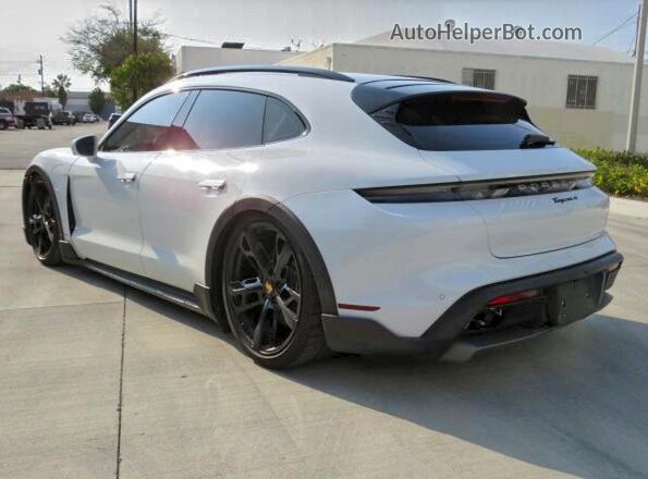 WP0BA2Y19NSA67581 2022 PORSCHE TAYCAN Белый Вид спереди
