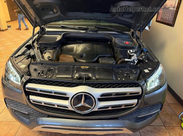 4JGFF5KE9LA051215 2020 MERCEDES-BENZ GLS Угольный Вид панели приборов