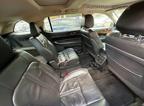 2LMHJ5AT1GBL01391 2016 LINCOLN TOWNHOUSE MKT Черный Вид салона спереди