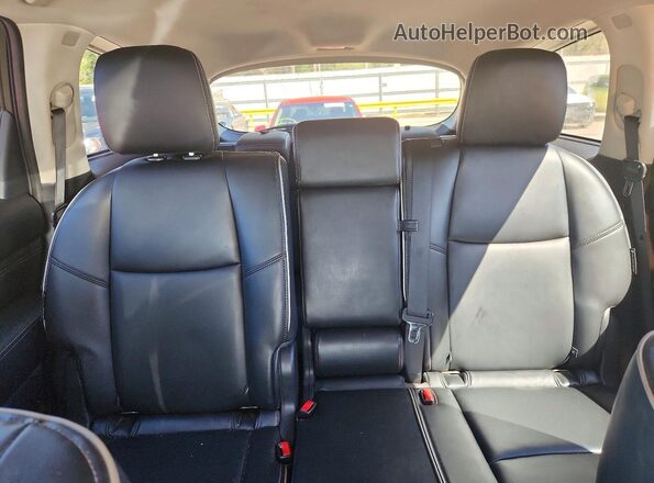 5N1DL0MN6KC555546 2019 INFINITI QX60 Серебряный Вид задней части салона