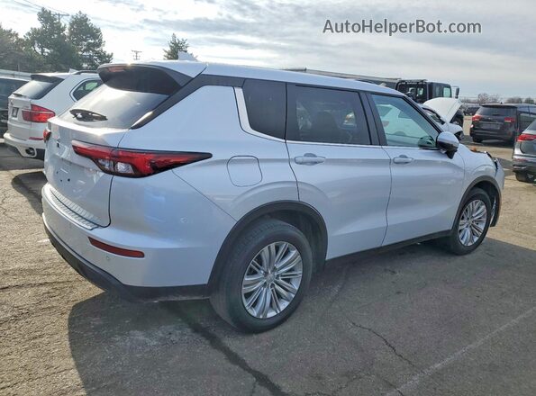 JA4J3UA82RZ074529 2024 MITSUBISHI OUTLANDER Белый Передняя правая четверть