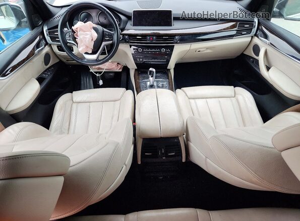 5UXKT0C38H0V97270 2017 BMW X5 Белый Вид щитка приборов