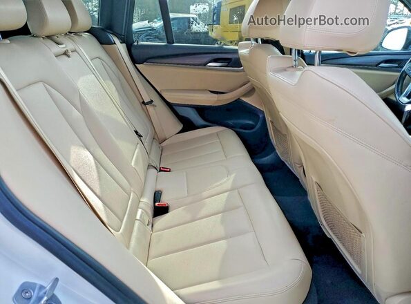 5UXTR9C5XJLD62398 2018 BMW X3 Белый Вид подкапотного пространства
