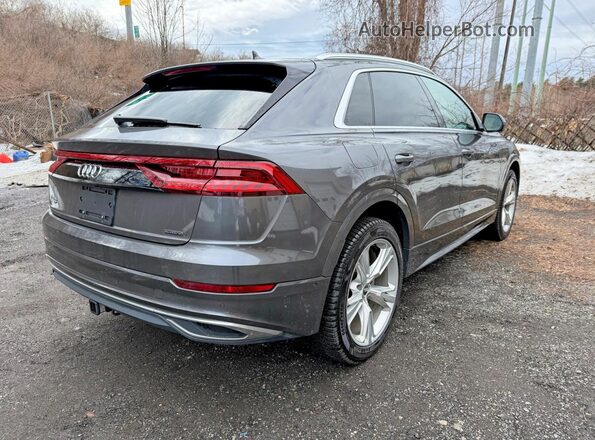 WA1BVAF19KD039112 2019 AUDI Q8 Серый Вид спереди