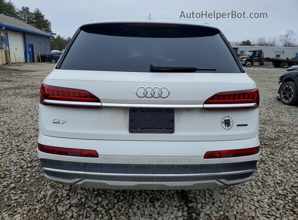WA1LCBF70RD004229 2024 AUDI Q7 Белый Вид салона спереди