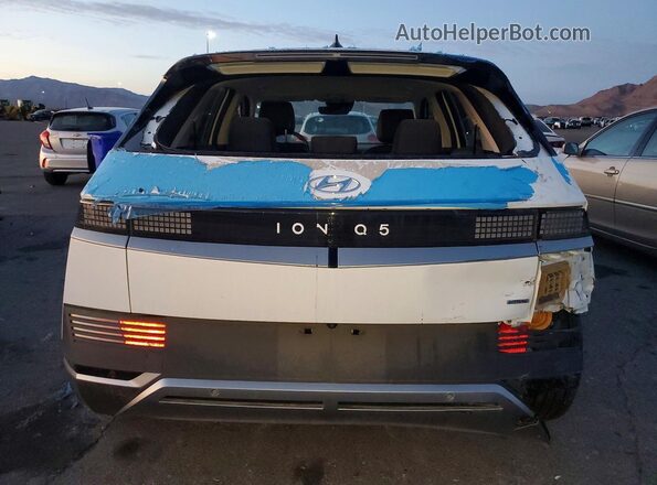 KM8KNDAF0PU160530 2023 HYUNDAI IONIQ White Front interior view