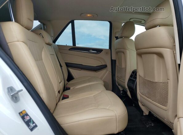 4JGDA5HB2HA872456 2017 MERCEDES-BENZ GLE Белый Вид задней части салона