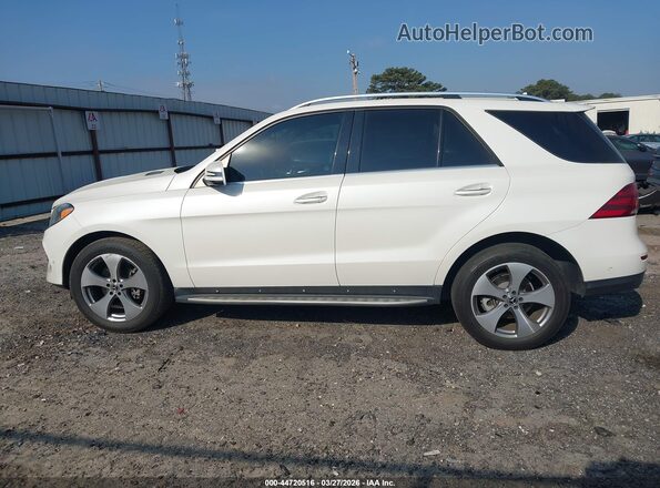 4JGDA5JB7HA928224 2017 MERCEDES-BENZ GLE 350 White Widok wnętrza 360 stopni