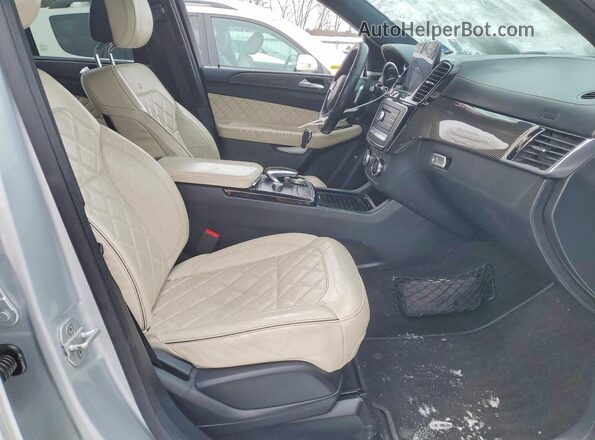 4JGDA6EB8JA999535 2018 MERCEDES-BENZ GLE Серебряный Вид салона спереди