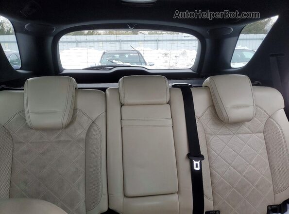 4JGDA6EB8JA999535 2018 MERCEDES-BENZ GLE Серебряный Вид задних сидений