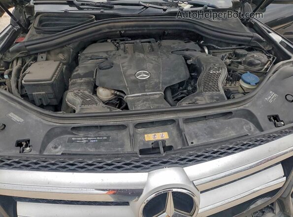 4JGDF6EE1GA694656 2016 MERCEDES-BENZ GL-CLASS Black Vista del compartimento del motor