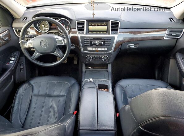 4JGDF6EE3GA690995 2016 MERCEDES-BENZ GL-CLASS Серебряный Вид панели приборов