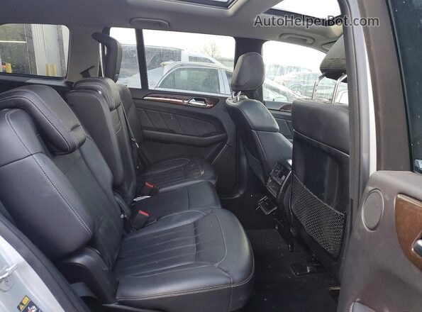 4JGDF6EE3GA690995 2016 MERCEDES-BENZ GL-CLASS Серебряный Вид задней части салона