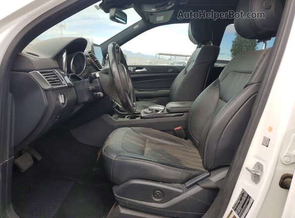 4JGDF6EE4HA942951 2017 MERCEDES-BENZ GLS White Вид салону спереду