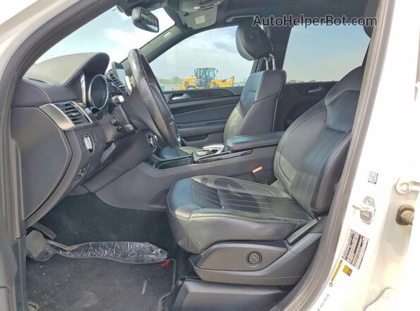 4JGDF6EE7HA881269 2017 MERCEDES-BENZ GLS White Vista interior delantera