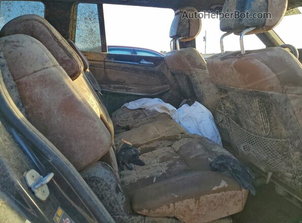 4JGDF7DE7HA882381 2017 MERCEDES-BENZ GLS Черный Вид задней части салона