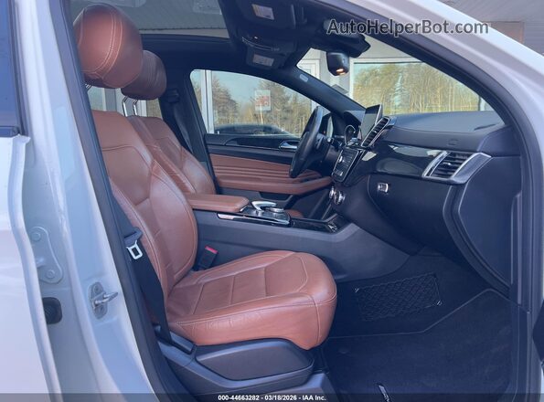 4JGED6EB4GA024552 2016 MERCEDES-BENZ GLE 450 AMG COUPE White Вид салону спереду