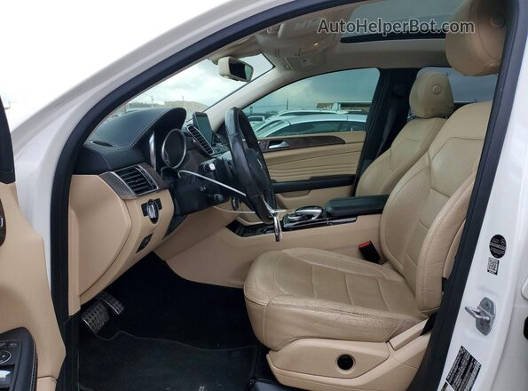 4JGED6EBXHA050056 2017 MERCEDES-BENZ GLE Белый Вид панели приборов