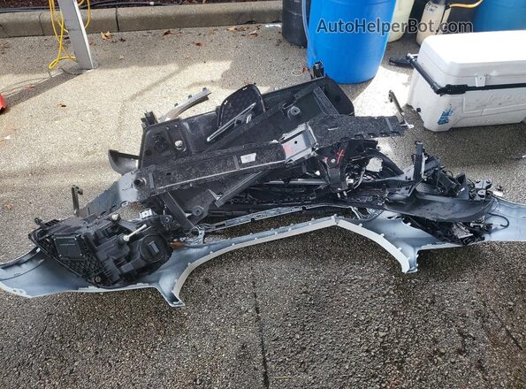 4JGFB4EB8TB567261 2026 MERCEDES-BENZ GLE White Widok naklejki z numerem VIN