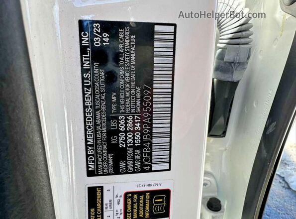 4JGFB4JB9PA955097 2023 MERCEDES-BENZ GLE White Widok wnętrza z tyłu