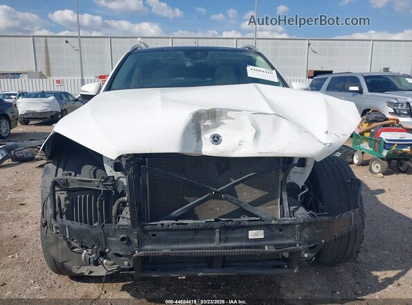 4JGFB4KB0NA691912 2022 MERCEDES-BENZ GLE 350 White Widok wnętrza z tyłu