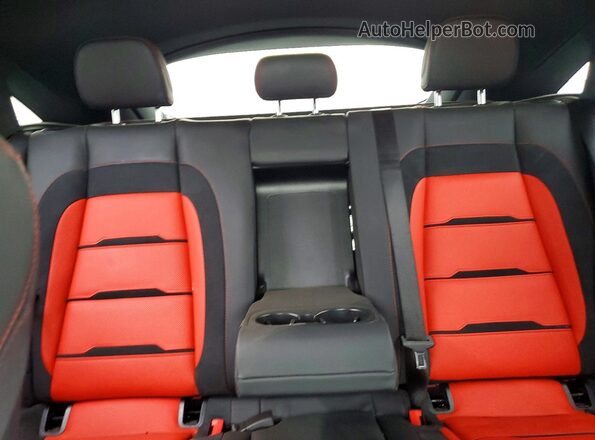 4JGFD6BB0SB366706 2025 MERCEDES-BENZ GLE White Widok tylnych siedzeń