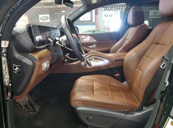 4JGFF5KEXRB076563 2024 MERCEDES-BENZ GLS Зеленый Вид салона спереди