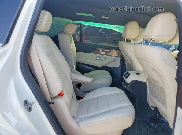 4JGFF8FE3SB277755 2025 MERCEDES-BENZ GLS Белый Вид задней части салона