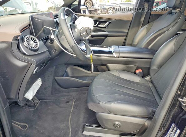 4JGGM1CB5PA011162 2023 MERCEDES-BENZ EQE Черный Вид салона спереди
