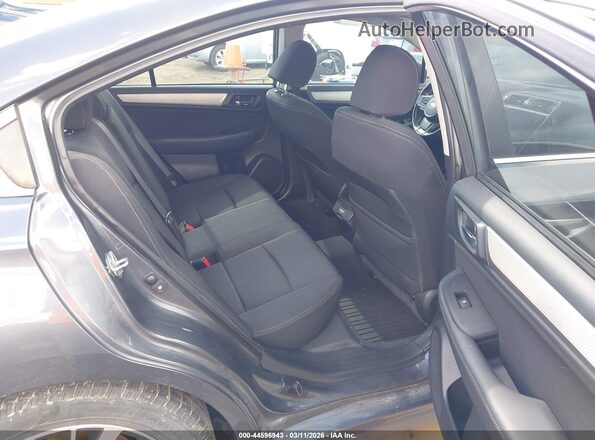 4S3BNAC65J3015674 2018 SUBARU LEGACY Gray Vista de la etiqueta del VIN