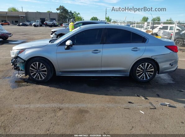 4S3BNAF64J3021669 2018 SUBARU LEGACY Серебряный 