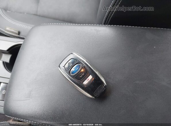 4S3BNAN68K3014811 2019 SUBARU LEGACY Red Widok deski rozdzielczej