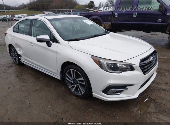 4S3BNAS63J3038372 2018 SUBARU LEGACY White Delantero derecho