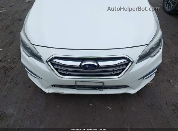 4S3BNEN66J3035016 2018 SUBARU LEGACY White Vista del cuadro de instrumentos