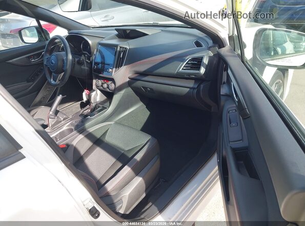 4S3GKAM65H3620835 2017 SUBARU IMPREZA White Vista interior delantera