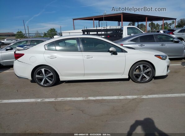 4S3GKAM65H3620835 2017 SUBARU IMPREZA White Vista interior trasera