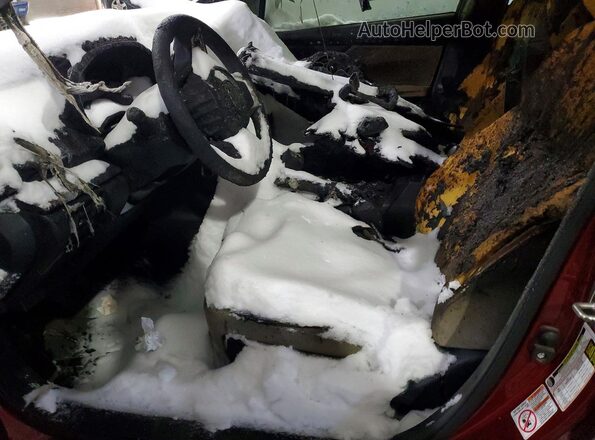 4S3GTAA67H3744641 2017 SUBARU IMPREZA Красный Вид салона спереди