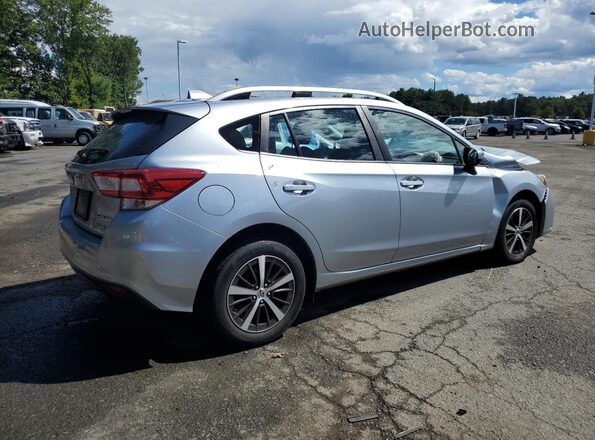 4S3GTAC64K3750885 2019 SUBARU IMPREZA Серебряный Задняя правая четверть
