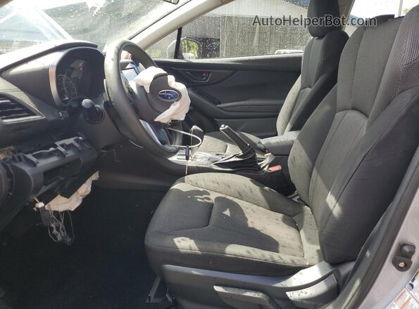 4S3GTAC64K3750885 2019 SUBARU IMPREZA Серебряный Вид салона спереди