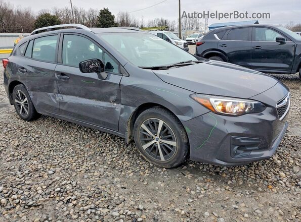 4S3GTAD67K3758820 2019 SUBARU IMPREZA Charcoal Front right