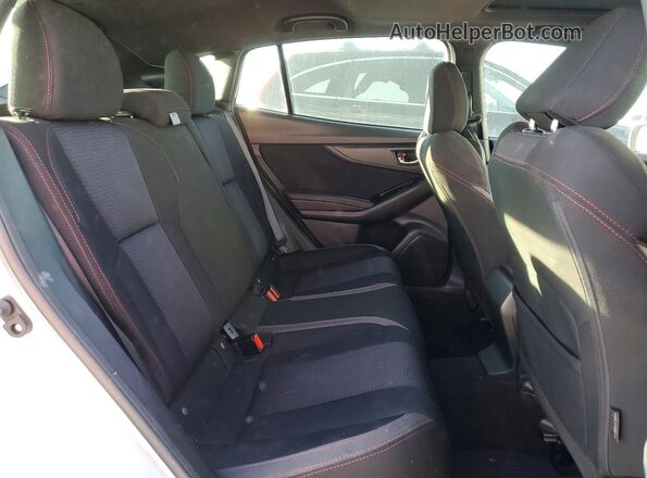 4S3GTAM64K3755471 2019 SUBARU IMPREZA White Vista interior trasera