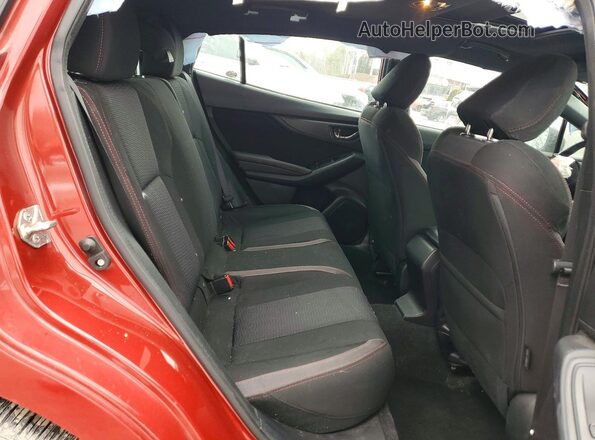 4S3GTAM65K3706005 2019 SUBARU IMPREZA Red Widok tylnych siedzeń