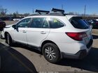 2018 Subaru Outback 2.5i Белый vin: 4S4BSAAC6J3259847